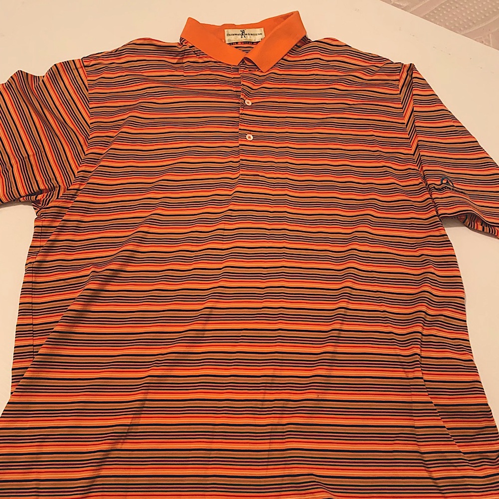 Barton creek size large mens in new condition. Very nice golf shirt.